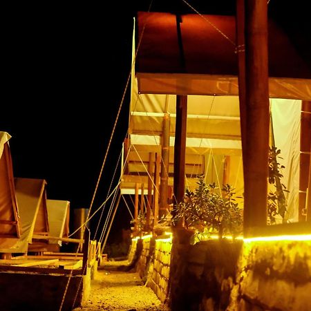 Hotel Dear Traveller Luxury Glamping Sidomukti Exterior foto